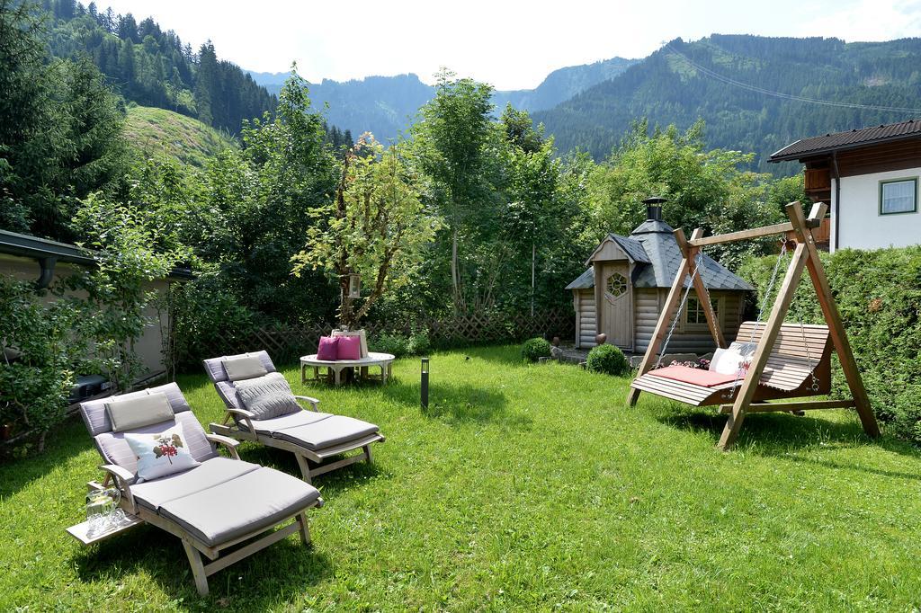 Alpin Hotel Garni Eder - Private Living Mayrhofen Eksteriør bilde