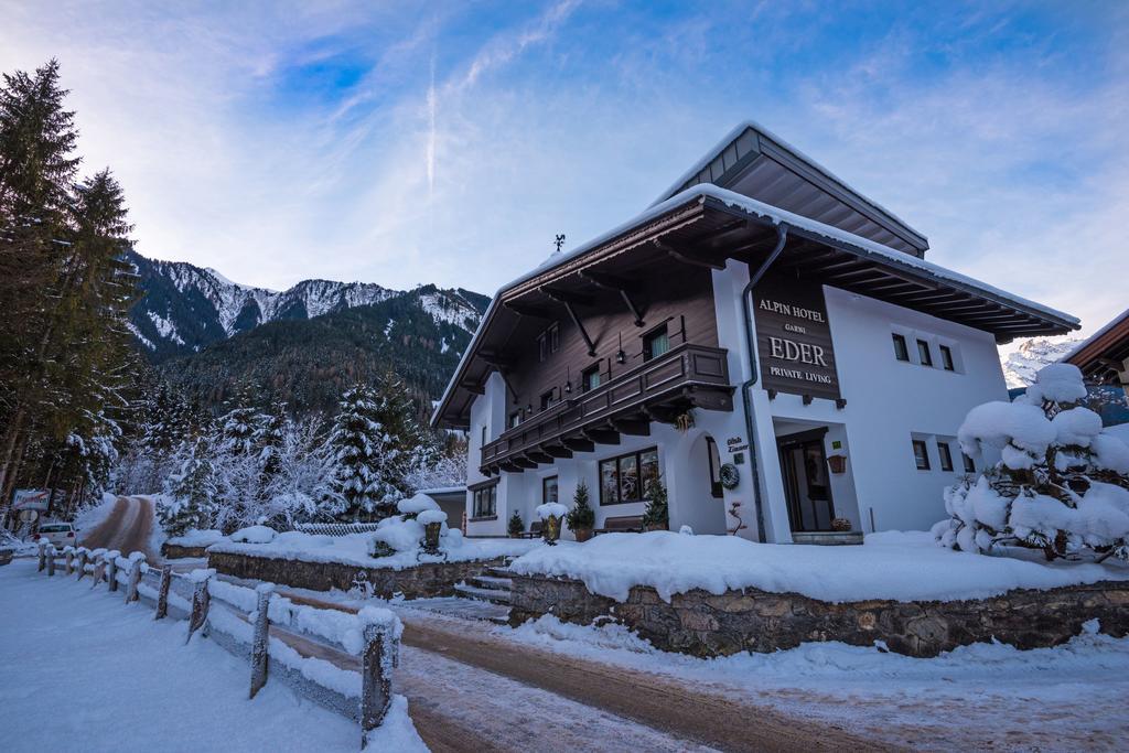 Alpin Hotel Garni Eder - Private Living Mayrhofen Eksteriør bilde